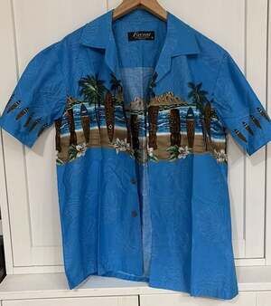 Favant Designed in Hawaii Tropical Surf and Tiki Print Button-Up Shirt Medium